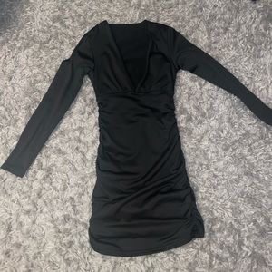 never worn. i bought it and it just wasn’t my style. perfect condition!!